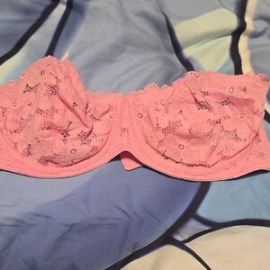 Victoria's Secret Pink Lace stapless Bra